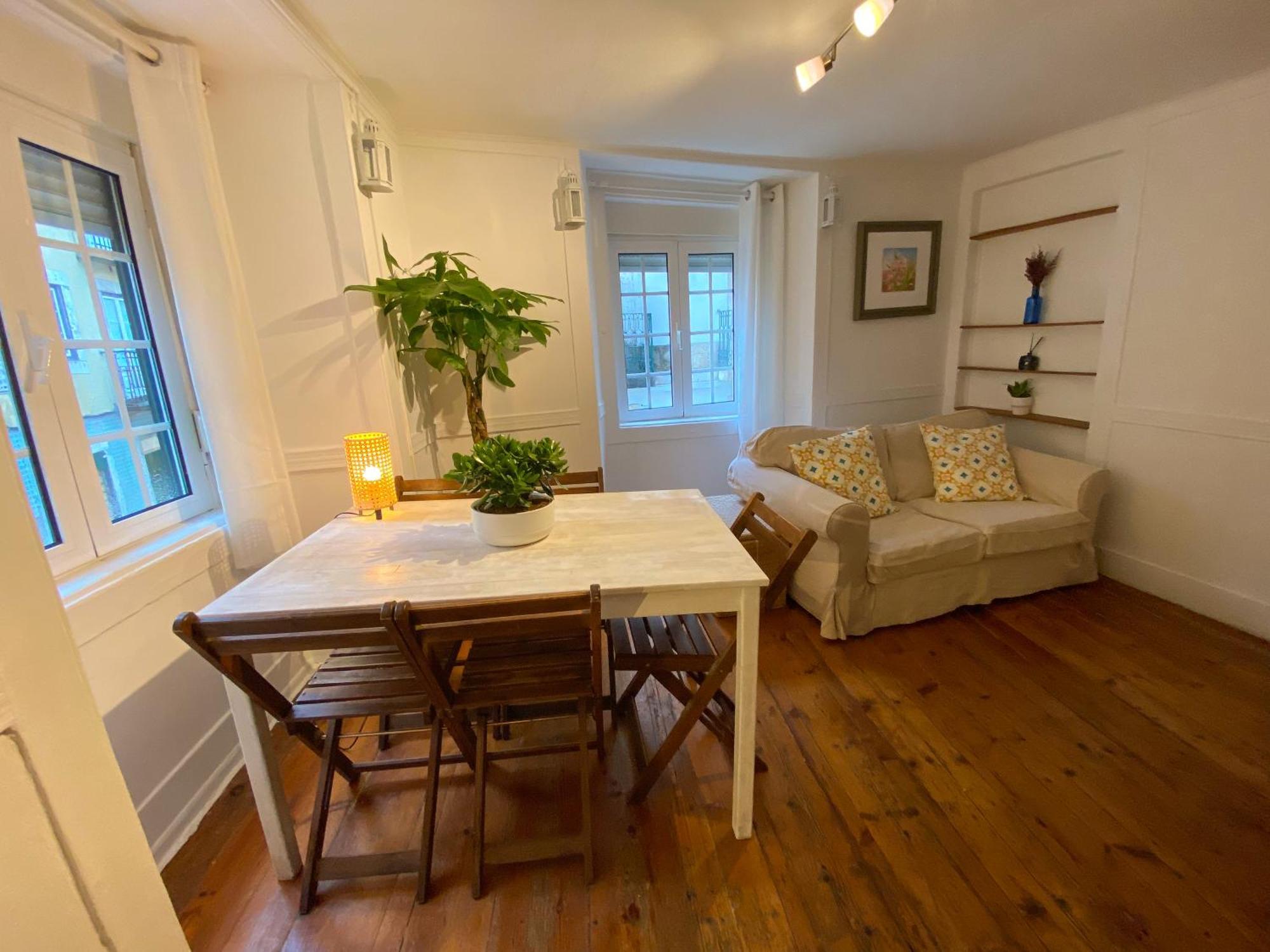 Charming Bairro Alto 2-bedroom Escape Apartment Lisbon