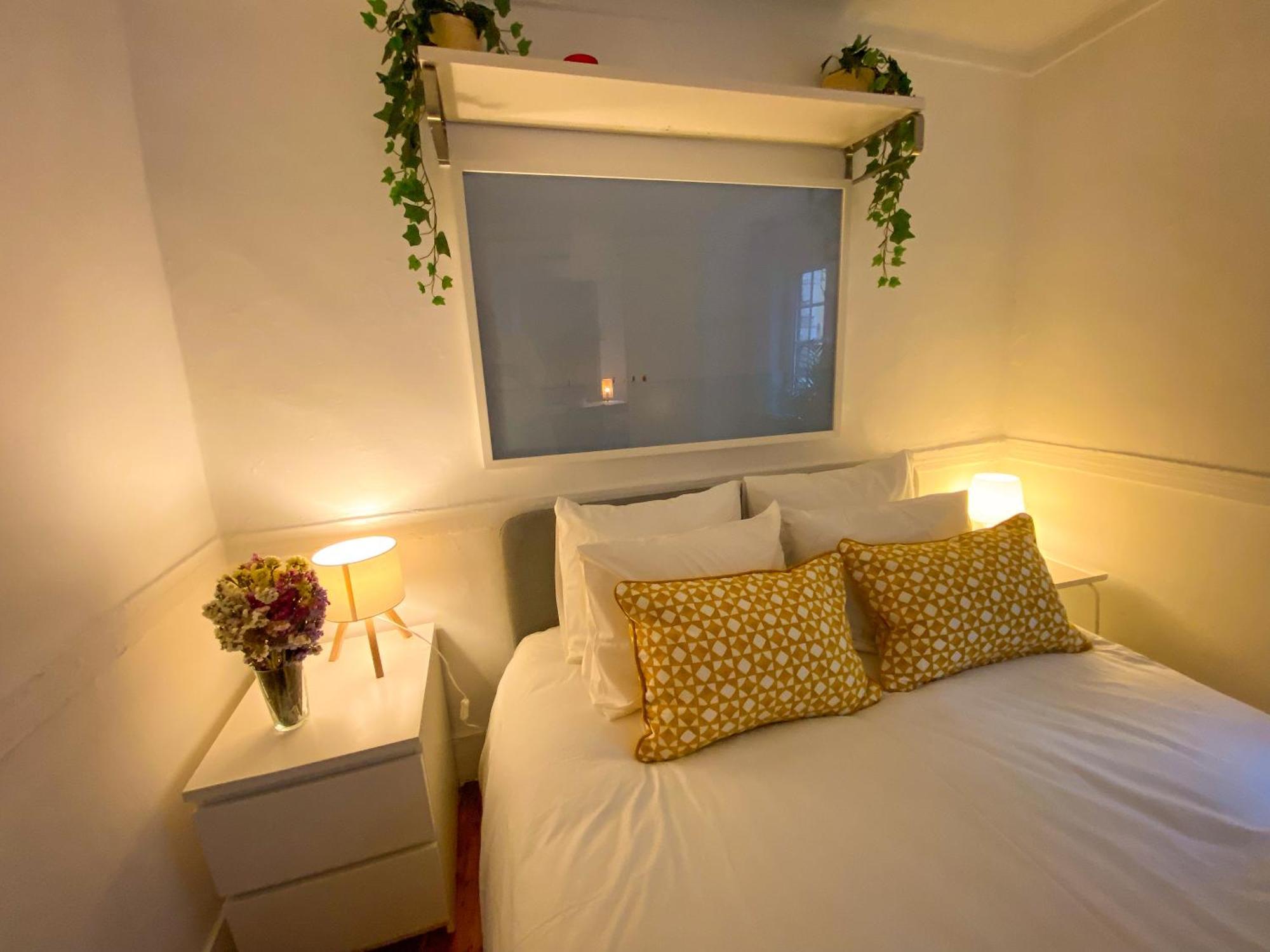 Charming Bairro Alto 2-bedroom Escape * Lisbon