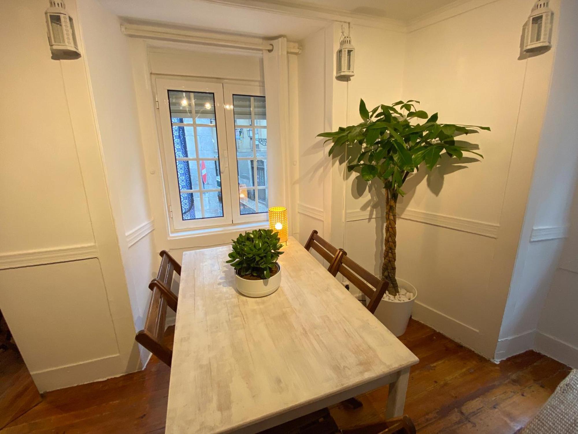 Charming Bairro Alto 2-bedroom Escape Apartment Lisbon